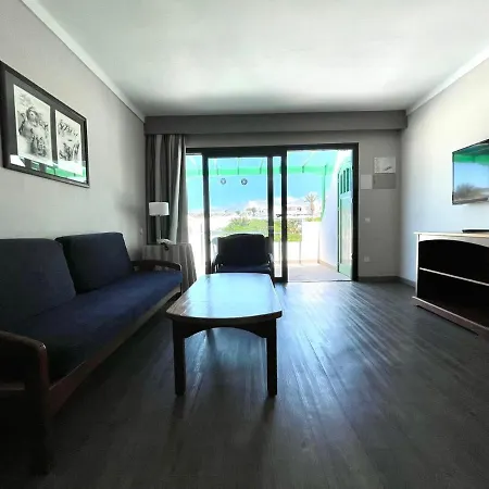 Family Apartment,wifi,pool,near The Beach Puerto Del Carmen Апартаменти Пуерто-дель-Кармен