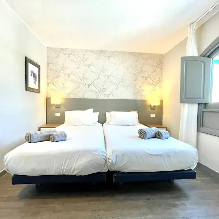 Family Apartment,wifi,pool,near The Beach Puerto Del Carmen Апартаменти Пуерто-дель-Кармен