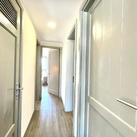 Апартаменти Family Apartment,wifi,pool,near The Beach Puerto Del Carmen *