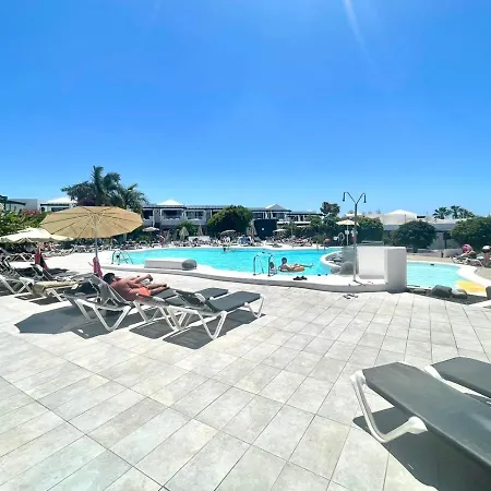 Апартаменти Family Apartment,wifi,pool,near The Beach Puerto Del Carmen *