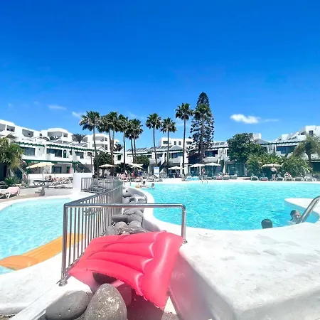 Family Apartment,wifi,pool,near The Beach Puerto Del Carmen Апартаменти