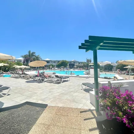 Family Apartment,wifi,pool,near The Beach Puerto Del Carmen * Пуерто-дель-Кармен
